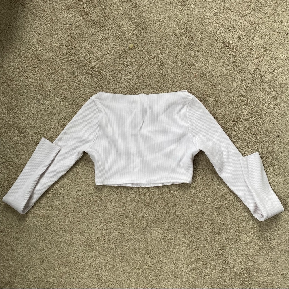 Naked wardrobe top